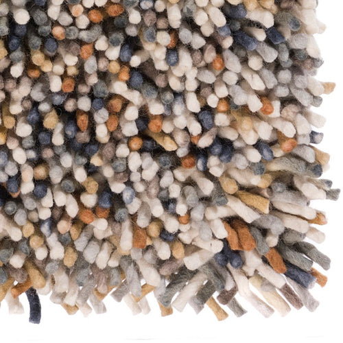 Rinaldo 01 - hoogpolig tapijt in blauw-bruin van Koreman Exclusive Carpets, handgeweven uit wol en katoen.