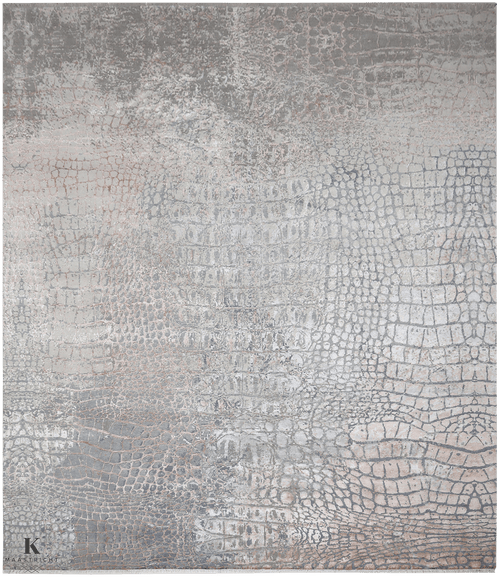 Loricata Design grey/ lux tapijt 4933 in grijs van Koreman Exclusive Carpets, handgeknoopt uit wol en zijde.