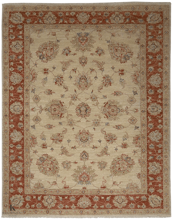Ghaznavi Farahan tapijt 5009 in rood-beige van Koreman Exclusive Carpets, handgeknoopt uit wol.