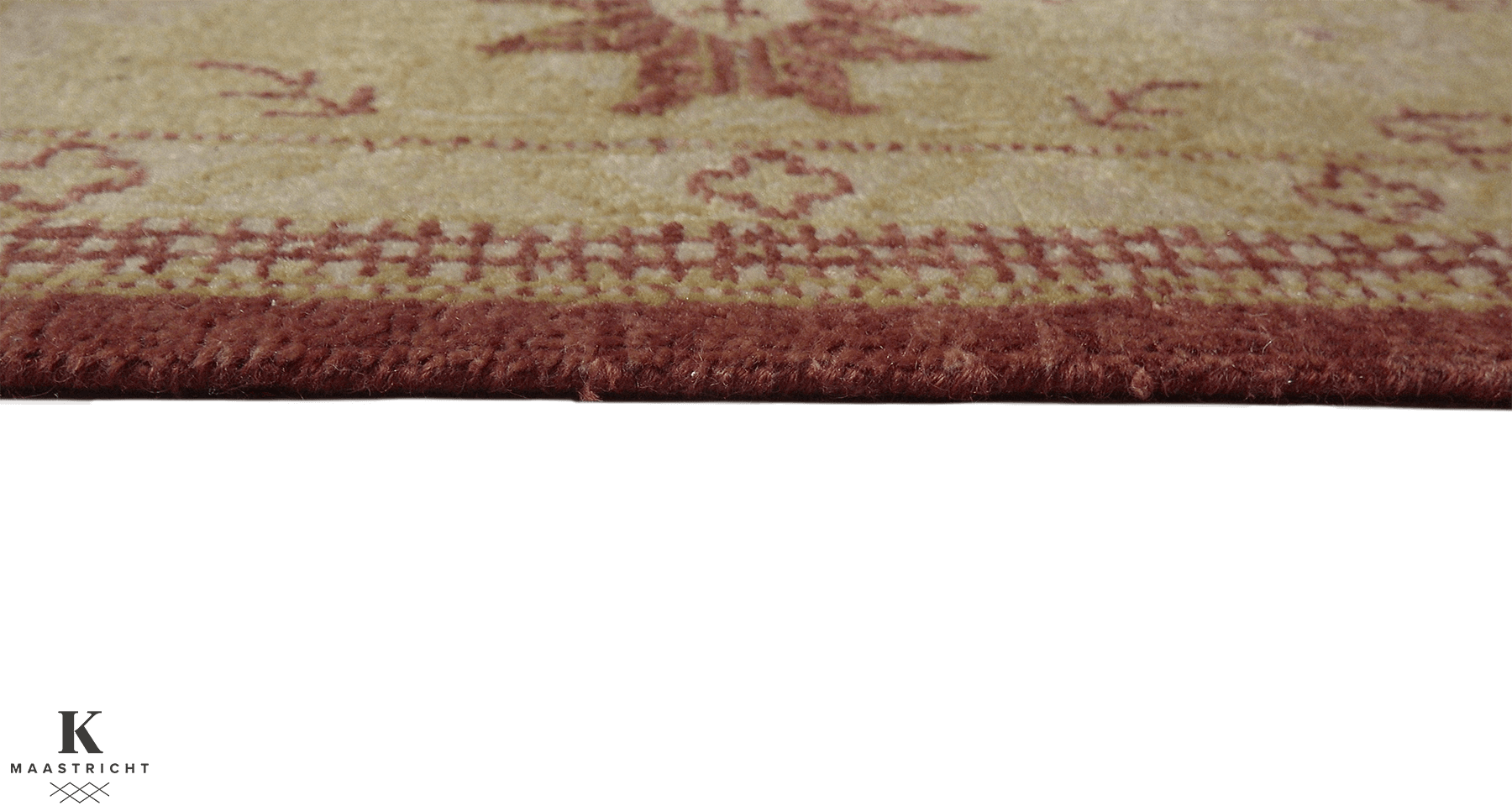Ghaznavi Farahan vloerkleed in rood van Koreman Exclusive Carpets, handgeknoopt uit wol.