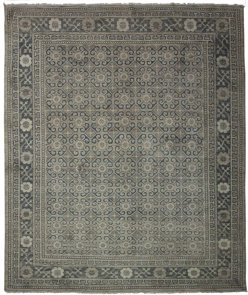 New Age tapijt in grijs van Koreman Exclusive Carpets, handgeknoopt uit wol.