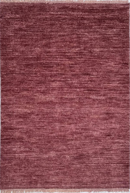 Red vloerkleed van Koreman Exclusive Carpets.