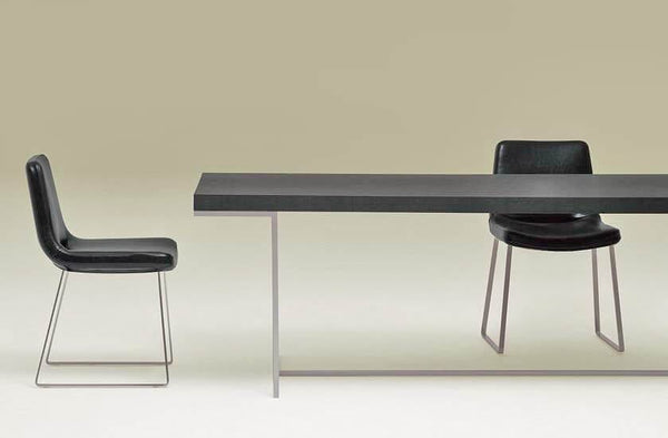 Eettafel Edge van Koreman Exclusive Carpets.