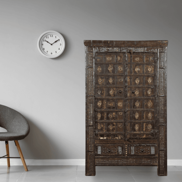 oude-almirah-kast-uit-india-oosterse-meubelen-indiase-meubels-vintage-natural-koreman-maastricht