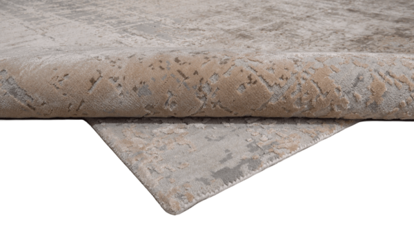 riviera-antique-white-design-tapijt-luxe-moderne-exclusieve-design-tapijten-luxe-vloerkleden-haute-couture-koreman-exclusive-carpets-maastricht