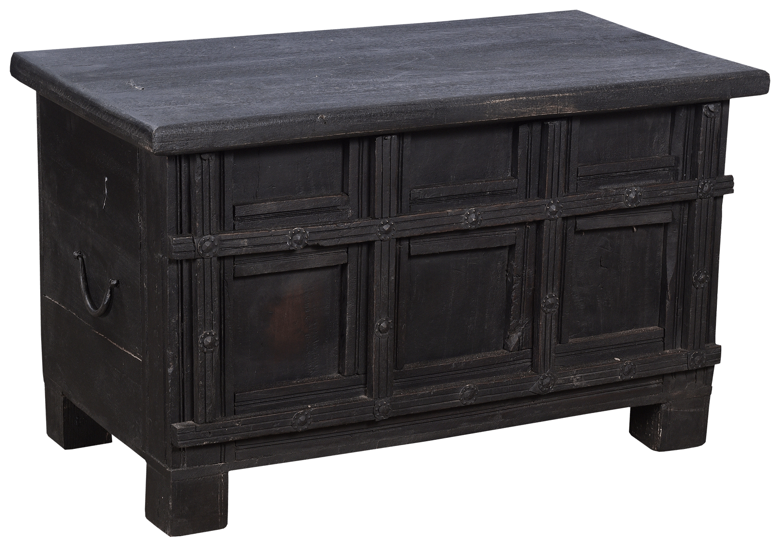 oude-kist-uit-india-oosterse-meubelen-indiase-meubels-vintage-natural-koreman-exclusive-carpets-maastricht