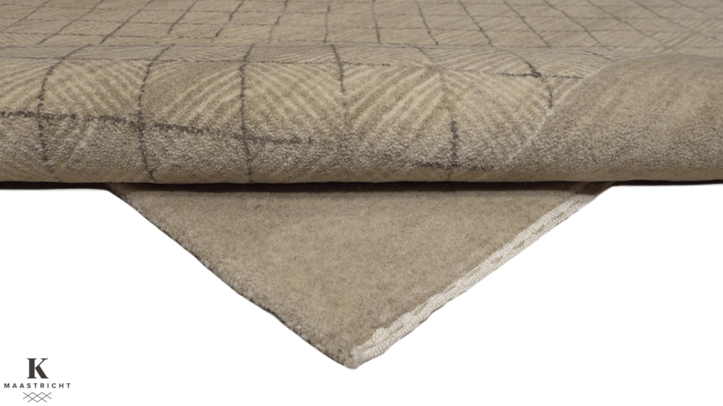 loribaft-tapijt-moderne-tapijten-luxe-exclusieve-vloerkleden-nomaden-tapijt-koreman-exclusive-carpets-maastricht