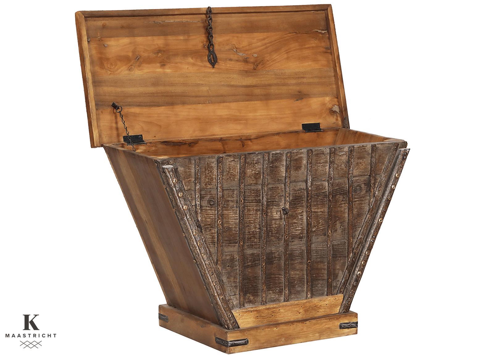 oude-kist-uit-india-oosterse-meubelen-indiase-meubels-vintage-natural-koreman-exclusive-carpets-maastricht