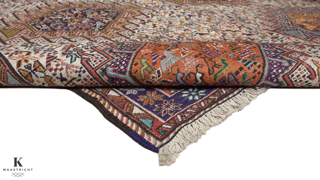 antiek-soumak-tapijt-oosterse-tapijten-luxe-exclusieve-vloerkleden-koreman-exclusive-carpets-maastricht