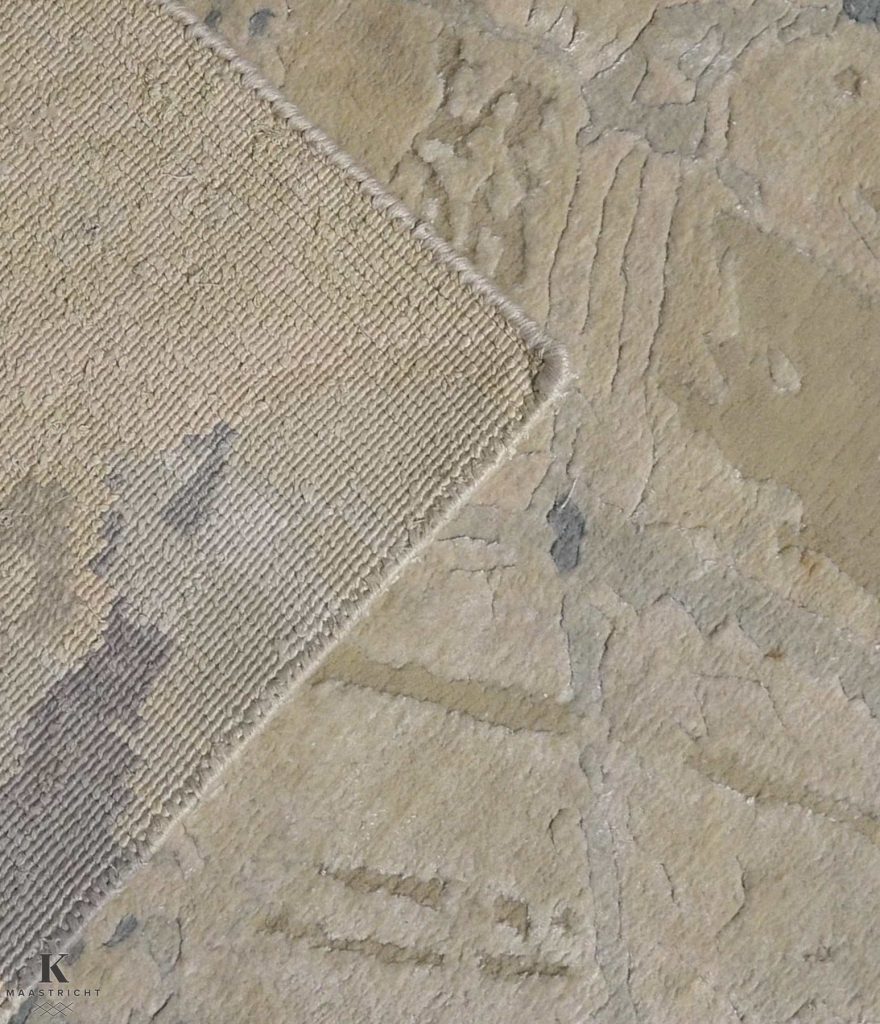 riviera-erased-art-design-tapijt-luxe-moderne-exclusieve-design-tapijten-luxe-vloerkleden-zijde-haute-couture-koreman-exclusive-carpets-maastricht