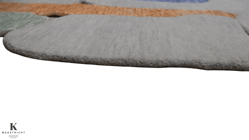 organic layerdesign-tapijt-moderne-tapijten-luxe-exclusieve-vloerkleden-koreman-exclusive-carpets-maastricht