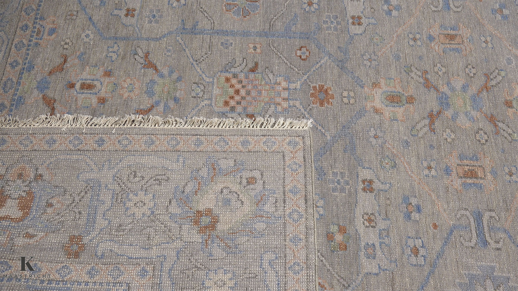 new age design-tapijt-exclusief-oosterse-perzische-luxe-tapijten-exclusieve-vloerkleden-koreman-exclusive-carpets-maastricht