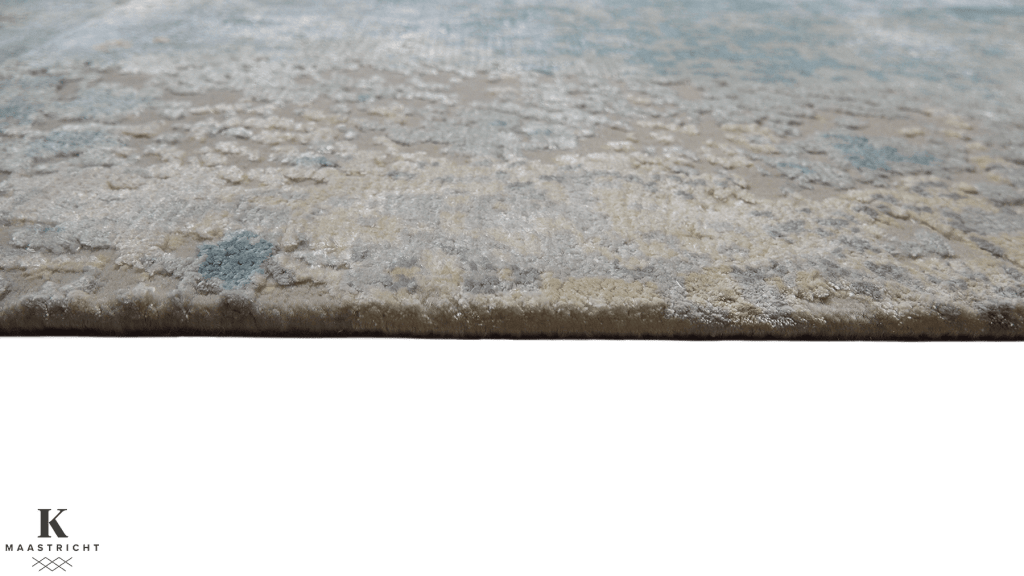 riviera-erased-art-design-tapijt-luxe-moderne-exclusieve-design-tapijten-luxe-vloerkleden-haute-couture-zijde-koreman-exclusive-carpets-maastricht